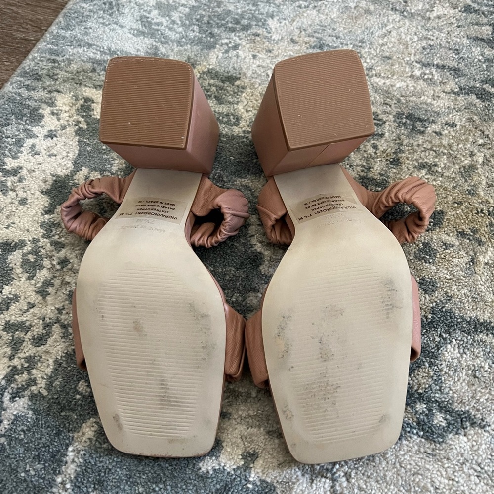 Steve Madden heels - Picture 2 of 3
